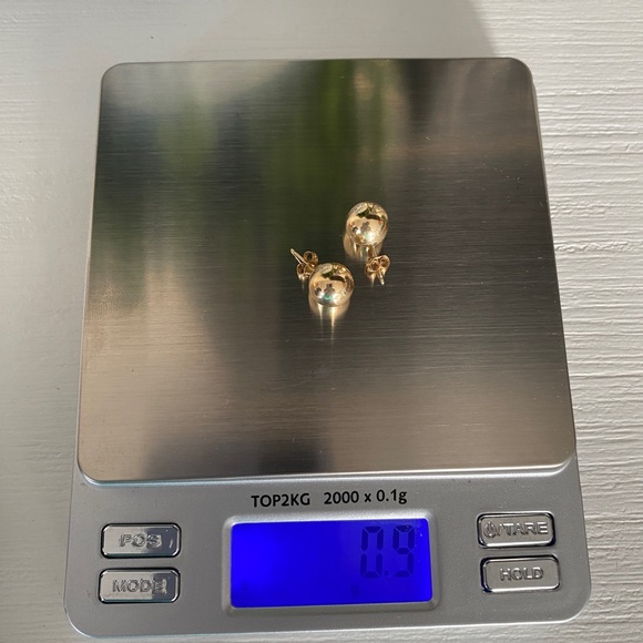 Large 14KT YELLOW GOLD 2.73 MM BALL STUD EARRINGS .9 GRAMS - Picture 9 of 11